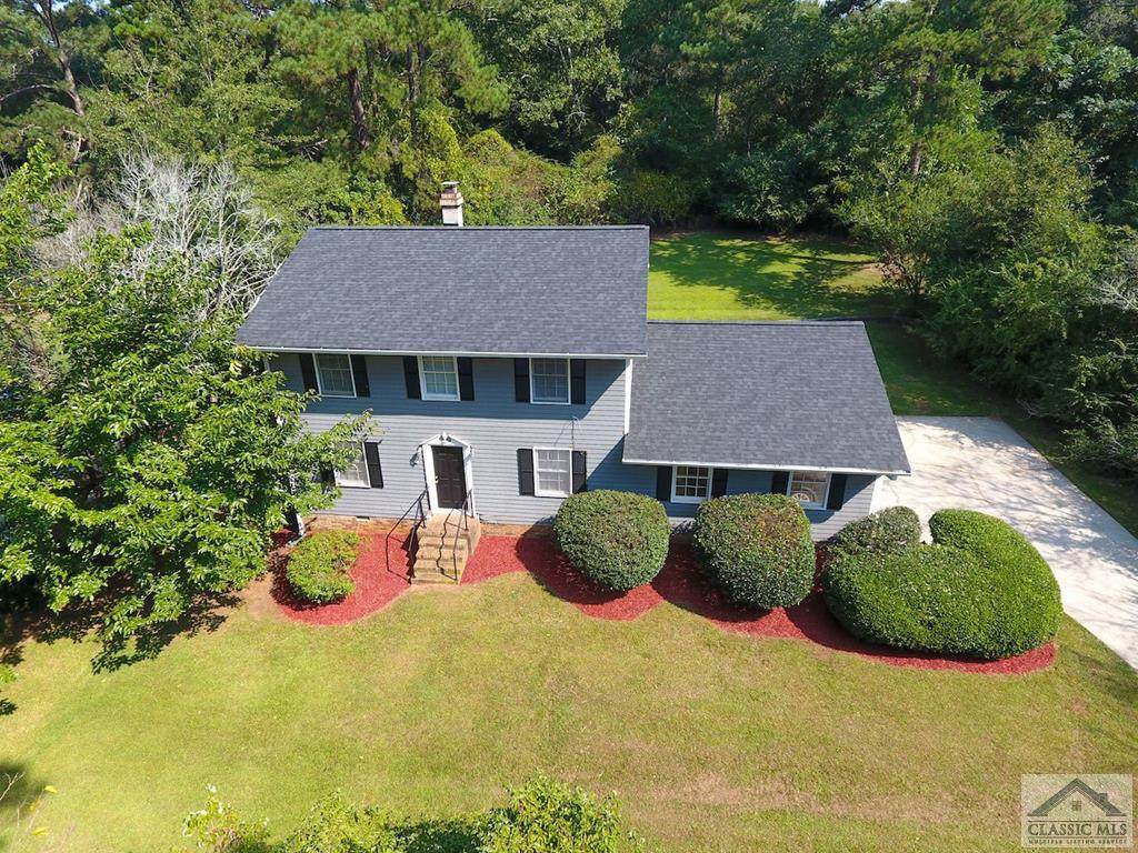 190 Winterberry Drive - Photo 1
