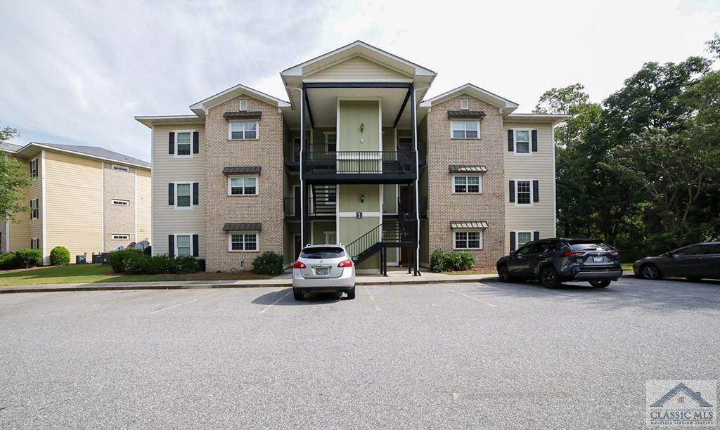 350 Wood Lake Drive - Photo 1