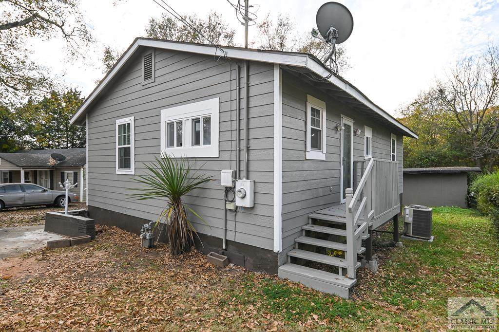 238 Evans Street - Photo 1