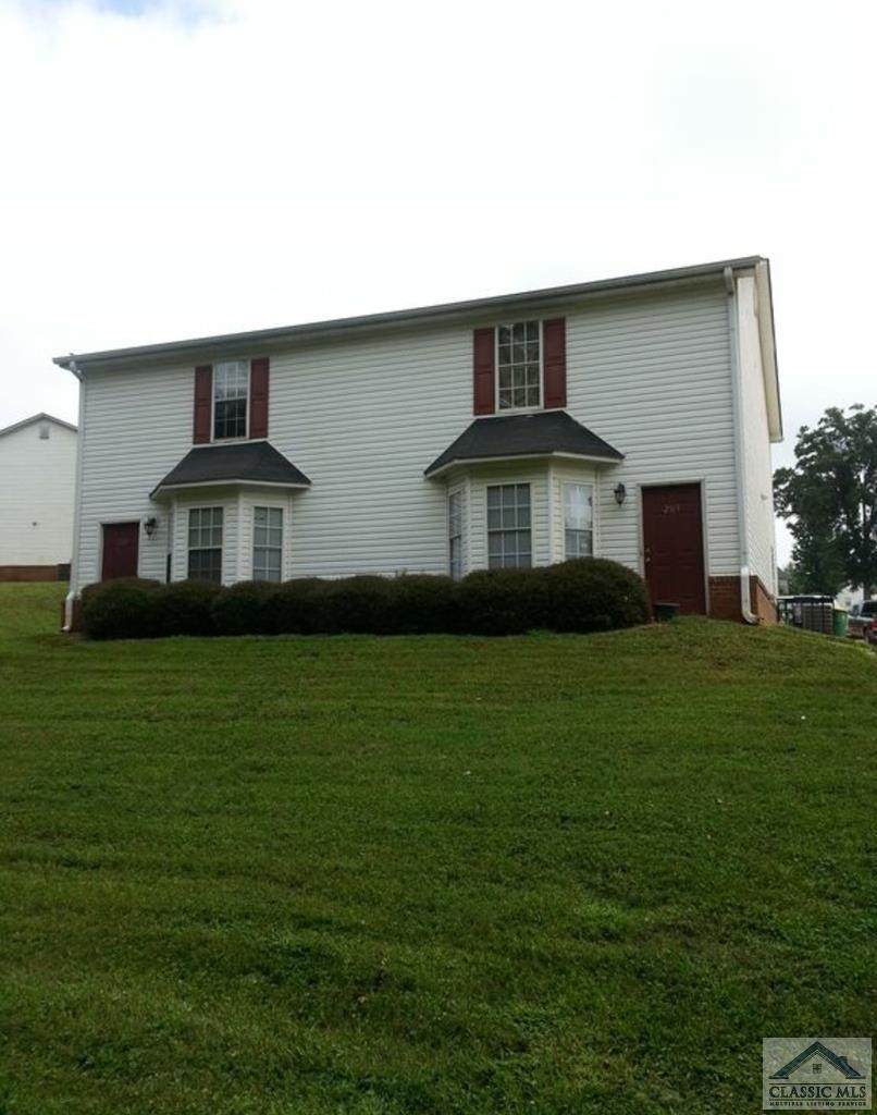 201 Westchester Circle - Photo 1