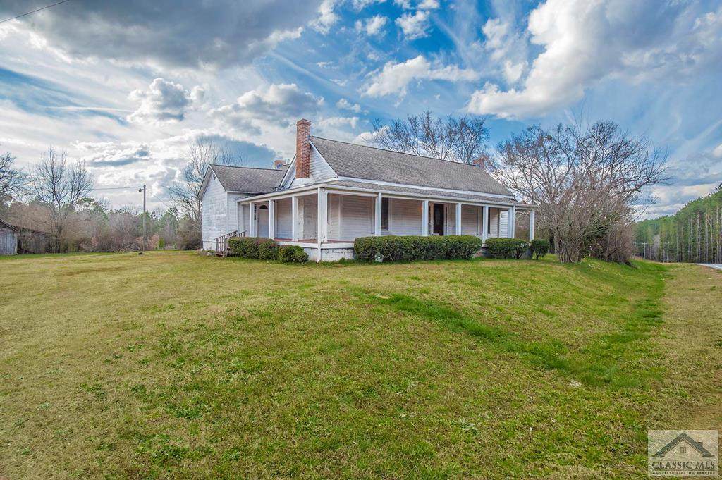 4000 Bostwick Road - Photo 1