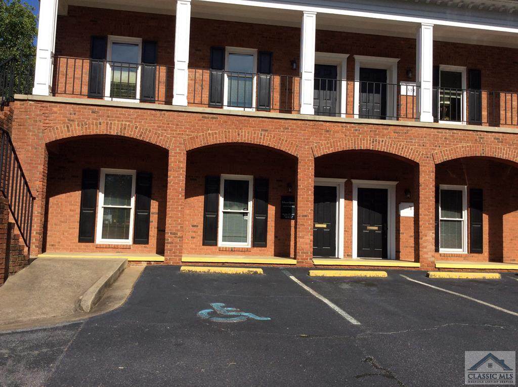 598 Milledge Avenue S - Photo 1