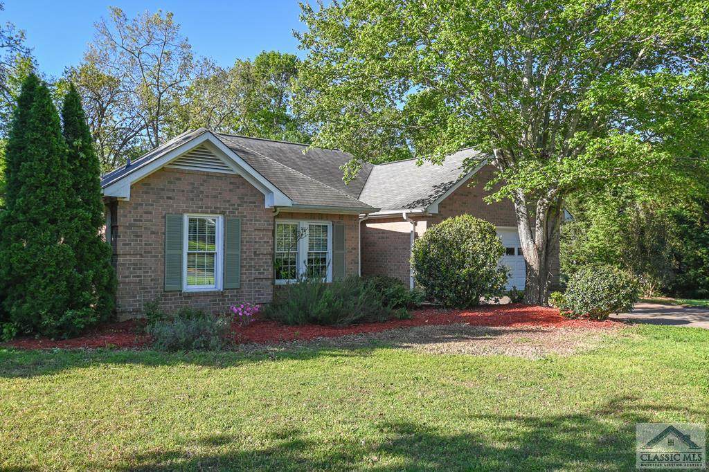 105 Meadow Creek Drive - Photo 1