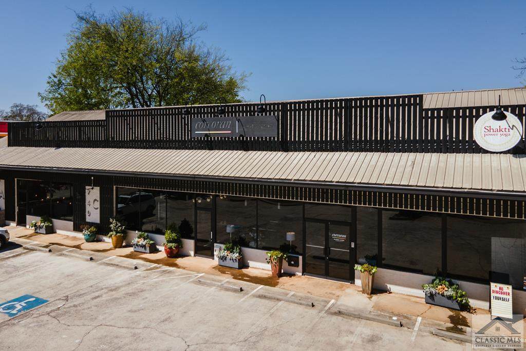 940 Prince Avenue - Photo 1