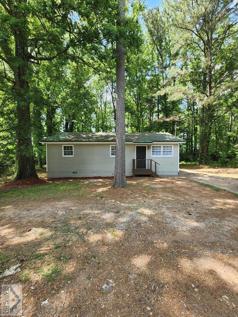 135 Martin Court - Photo 1