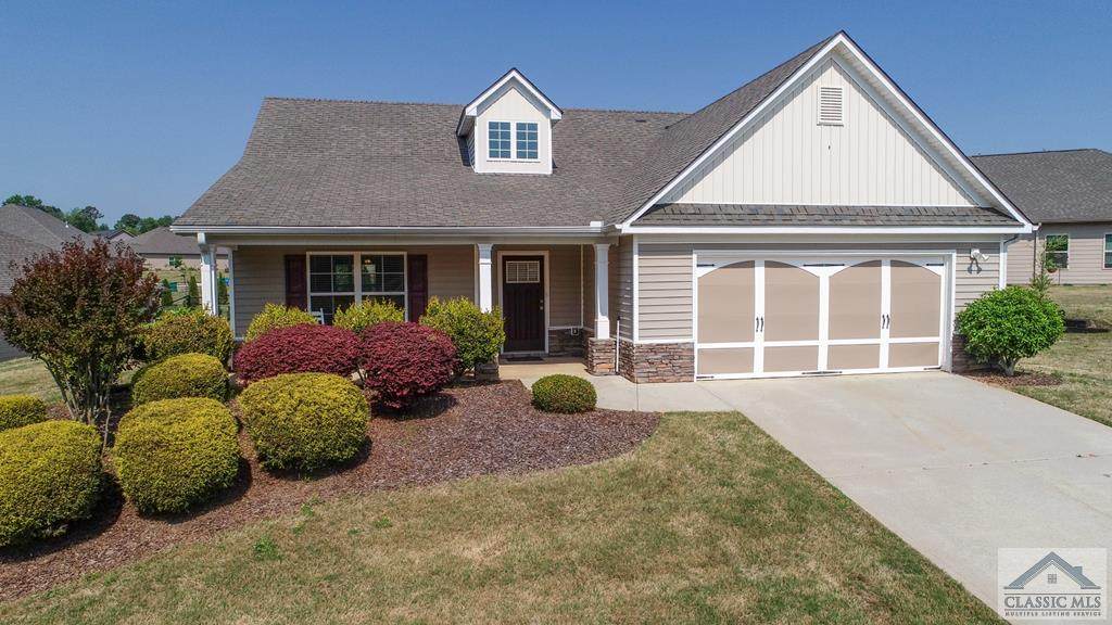 700 Skyview Drive - Photo 1