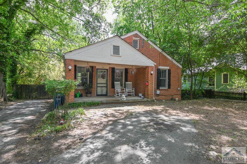 180 Hall Street - Photo 1