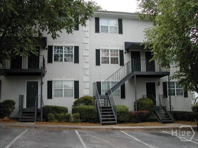 188 Williams Street - Photo 1