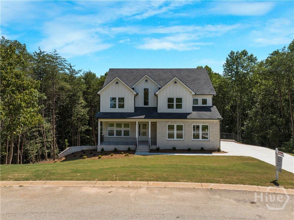 418 Beachwood Drive - Photo 1