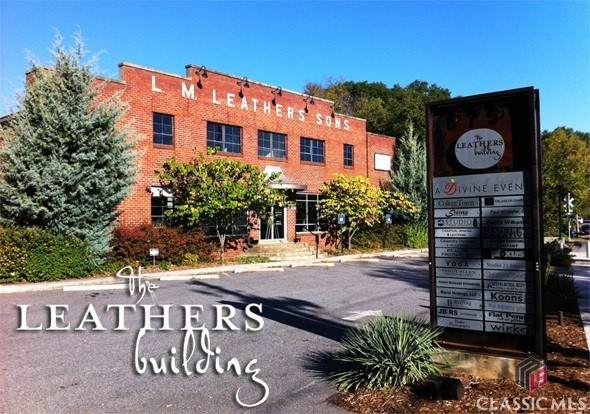 675 Pulaski Street - Photo 1