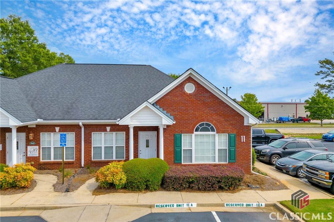 7716 Hampton Place - Photo 1