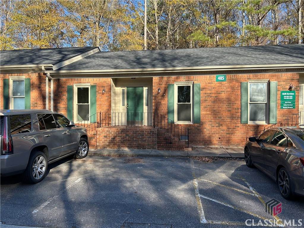 485 Huntington Road - Photo 1
