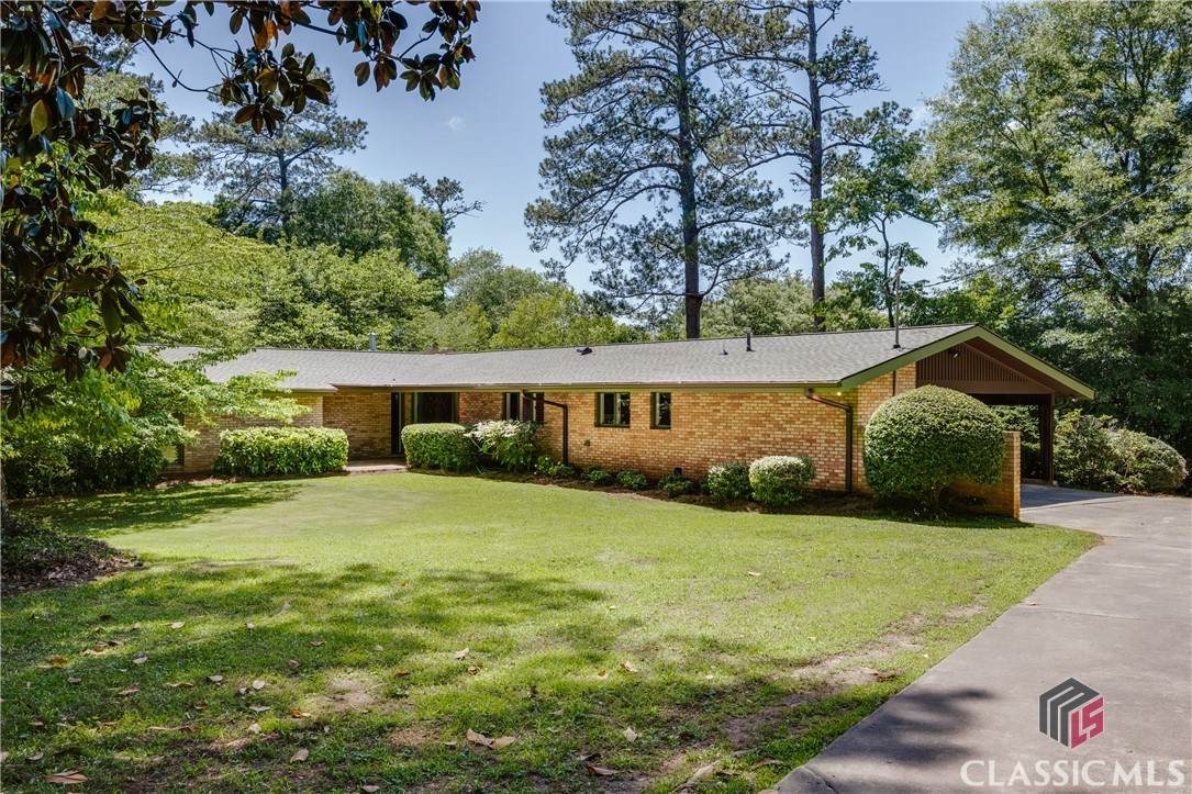 265 Tanglewood Drive - Photo 1