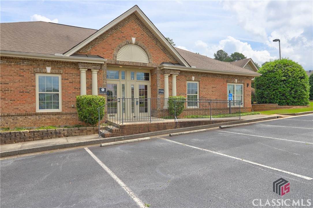 155 Bankers Boulevard - Photo 1