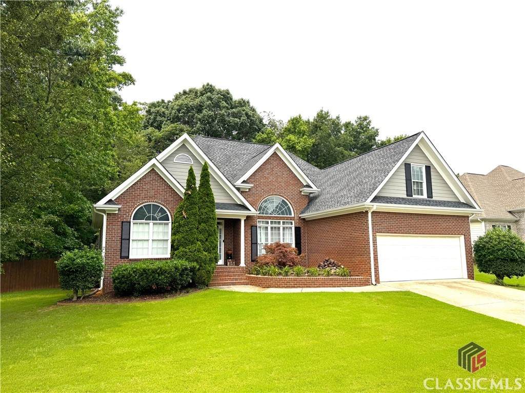 390 Lakeland Drive - Photo 1