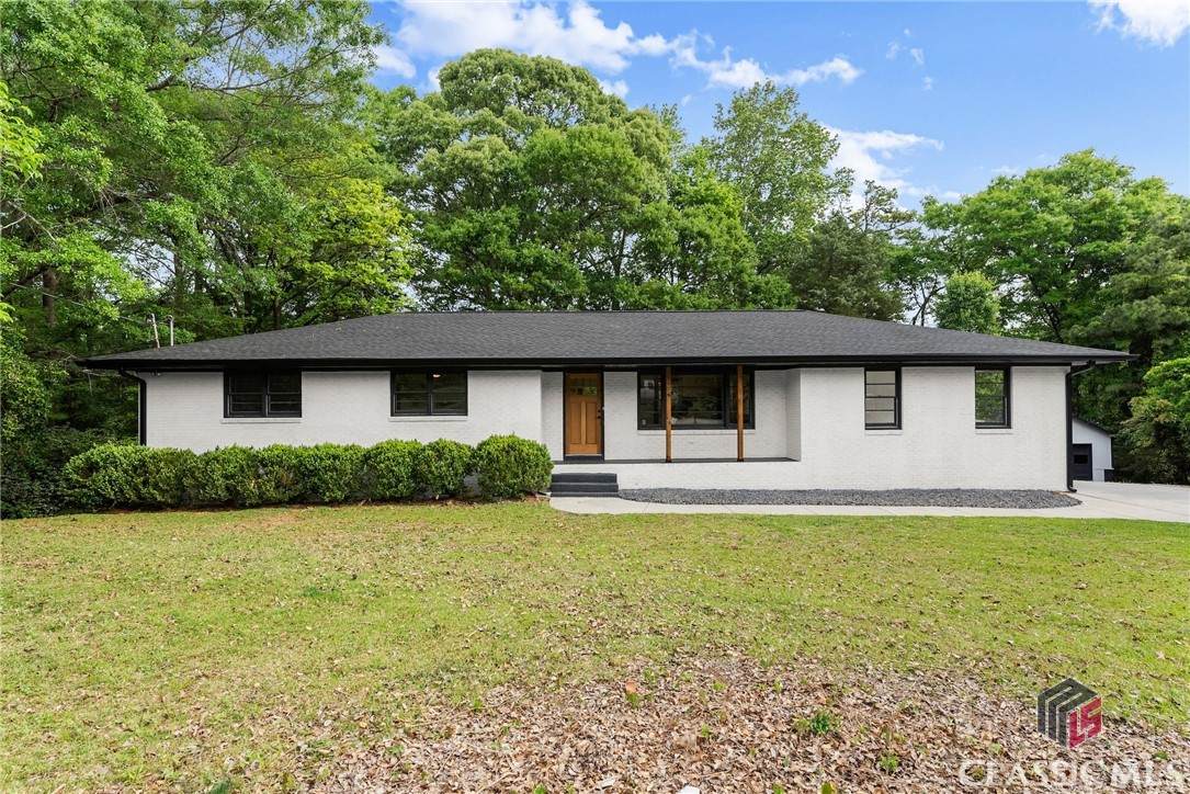 140 Kirkwood Drive - Photo 1