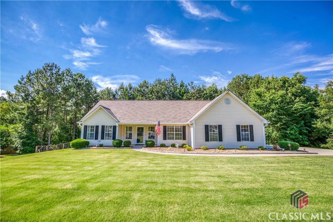 1015 Carriage Way - Photo 1