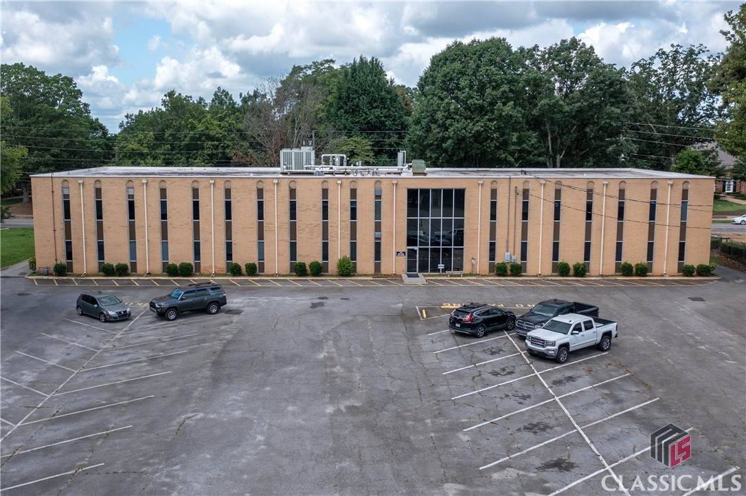 337 Milledge Avenue - Photo 1