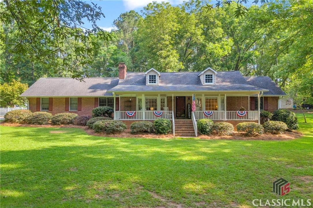 603 Lakewood Drive - Photo 1
