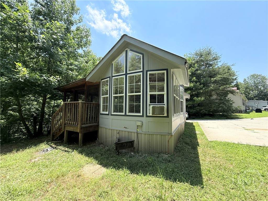 189 Crystal Wood Drive - Photo 1