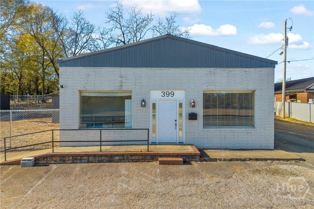 399 Elm Street - Photo 1