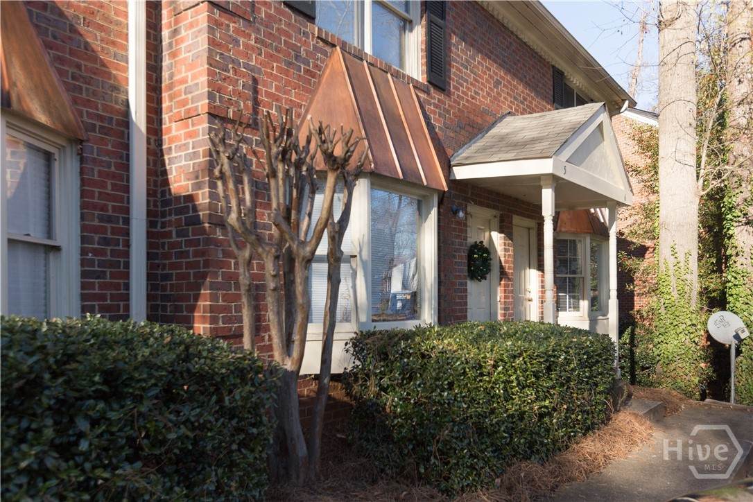170 Northview Drive - Photo 1