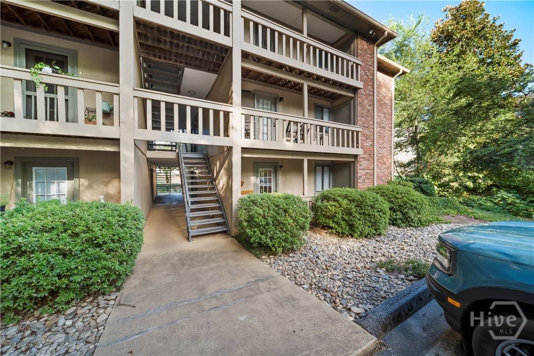 174 Talmadge Street - Photo 1