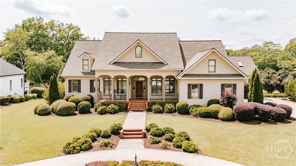 1020 Lake Pointe Drive - Photo 1