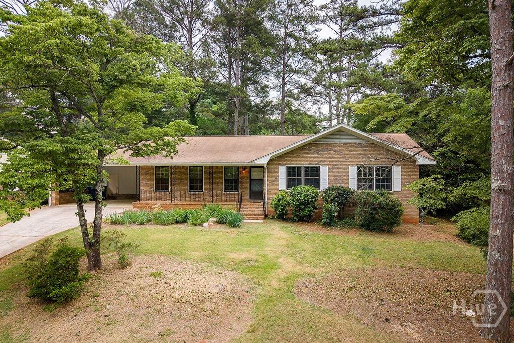 265 University Circle - Photo 1
