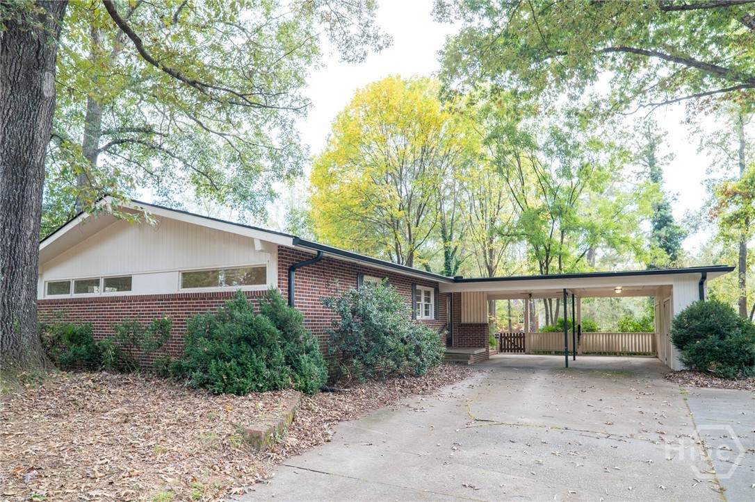 430 Forest Road - Photo 1