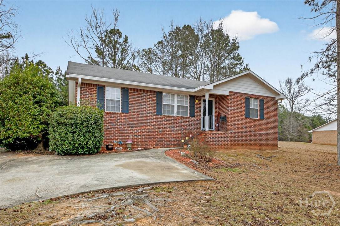 355 Big Oak Circle - Photo 1