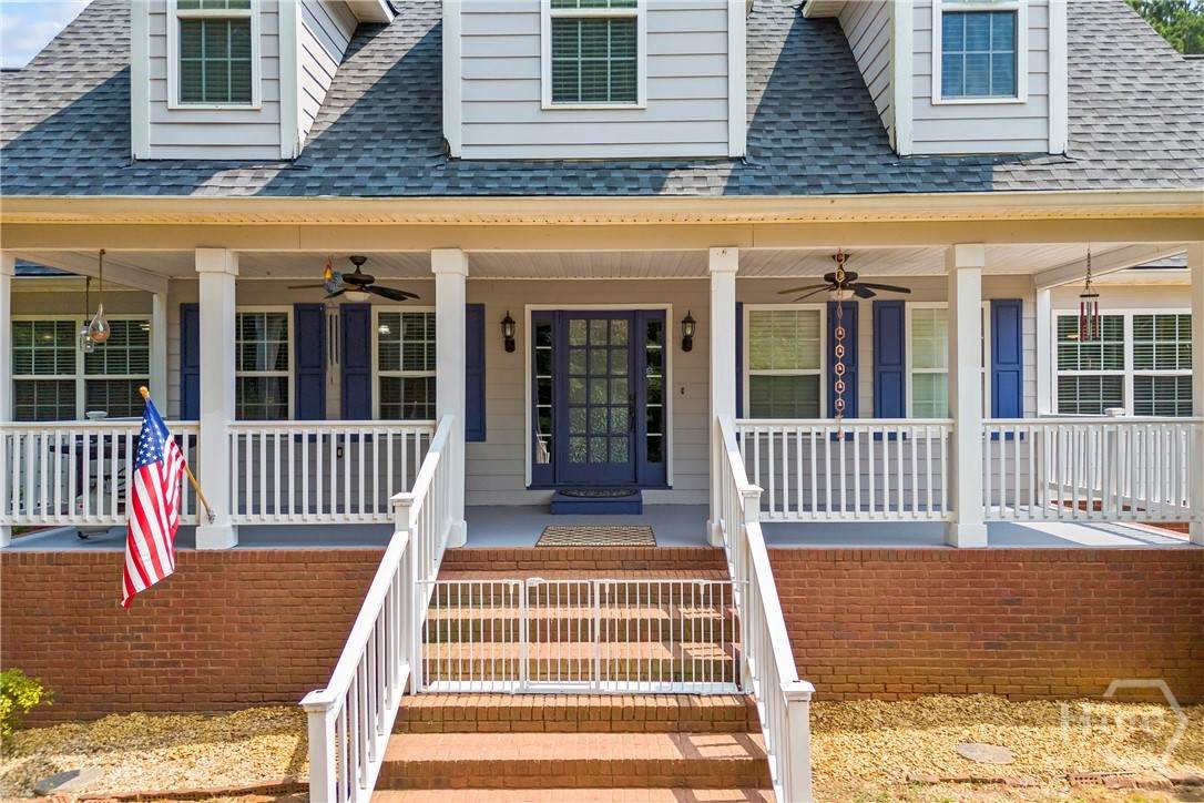 136 Wedgewood Drive - Photo 1