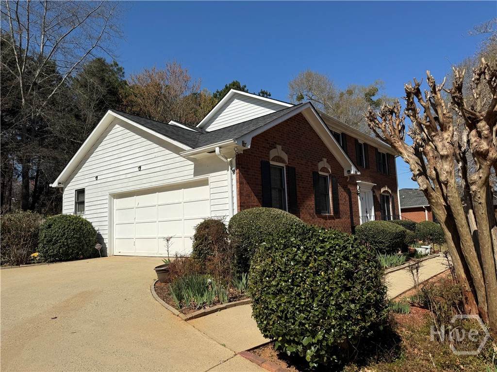 140 Yorkshire Road - Photo 1