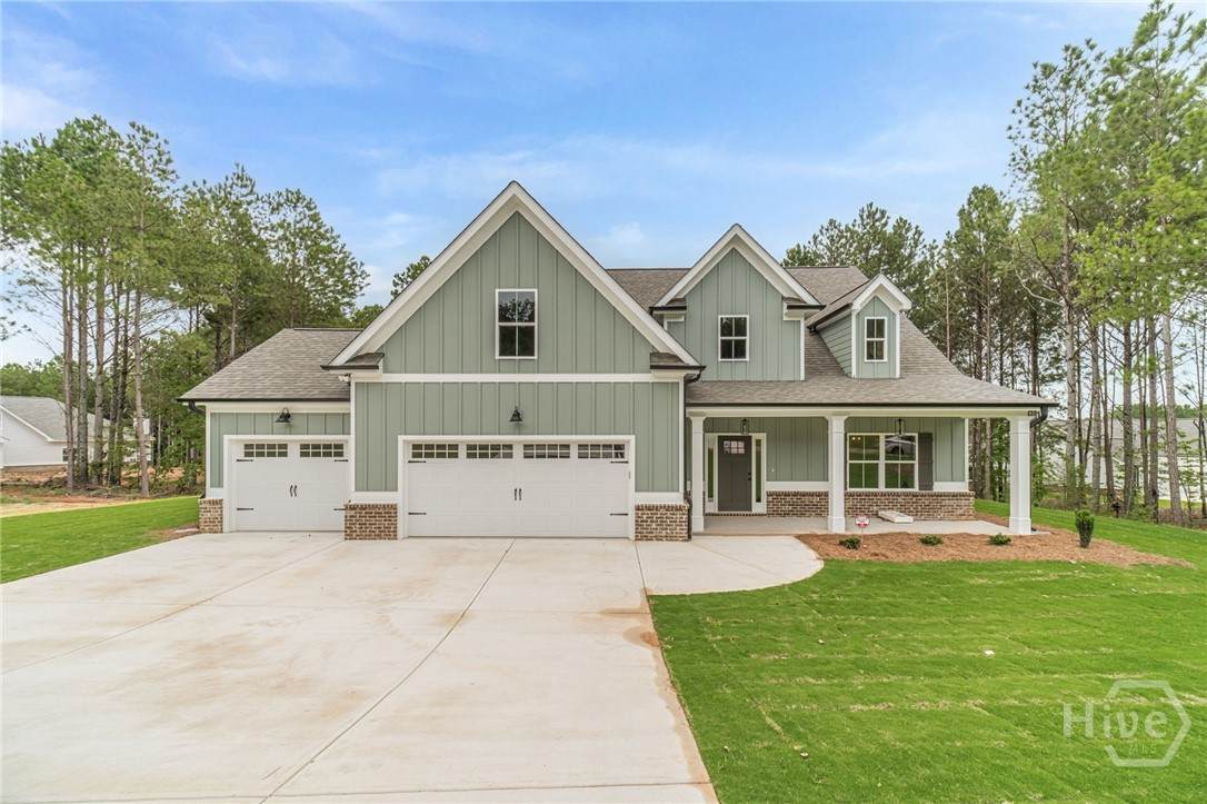 257 Pinewood Drive - Photo 1
