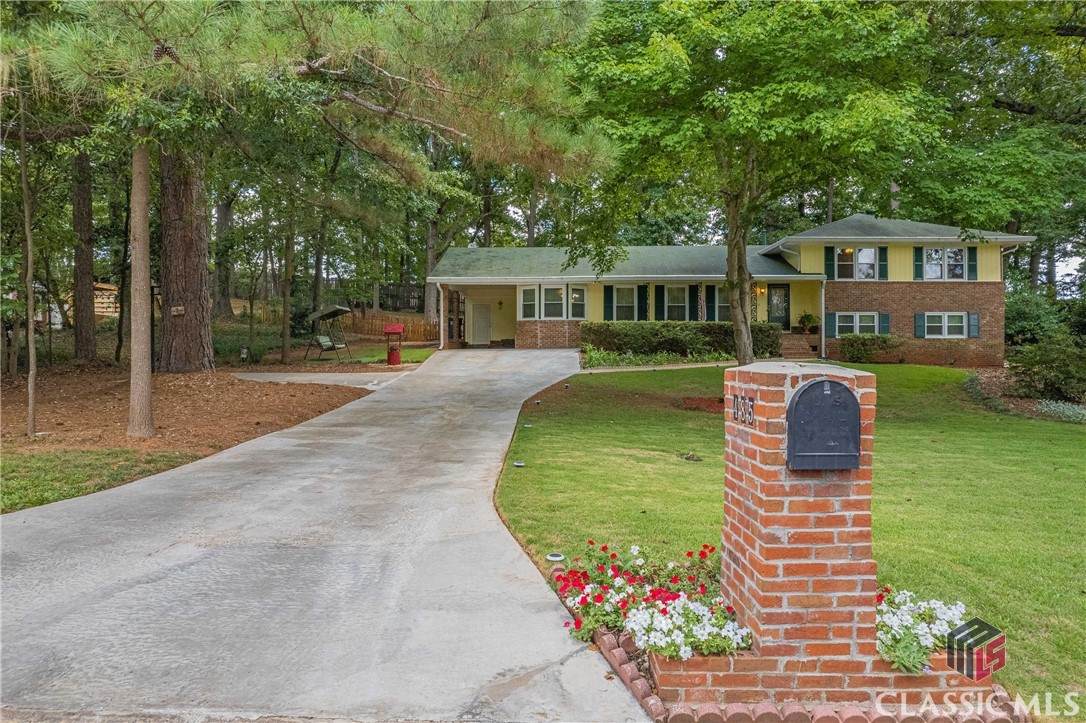 485 Brookwood Drive - Photo 1