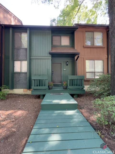 152 Fernbanks Court - Photo 1
