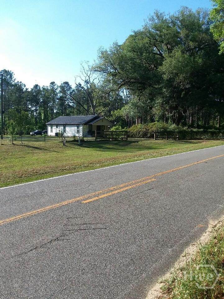 2650 Hadley Ferry Road - Photo 1