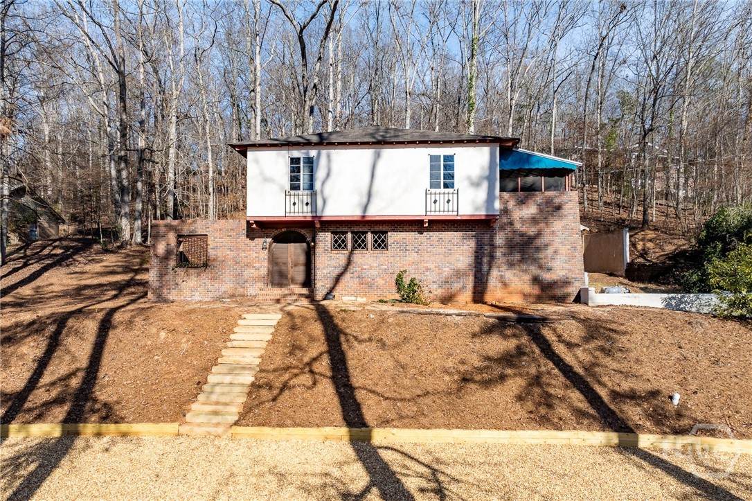 340 Dogwood Drive - Photo 1