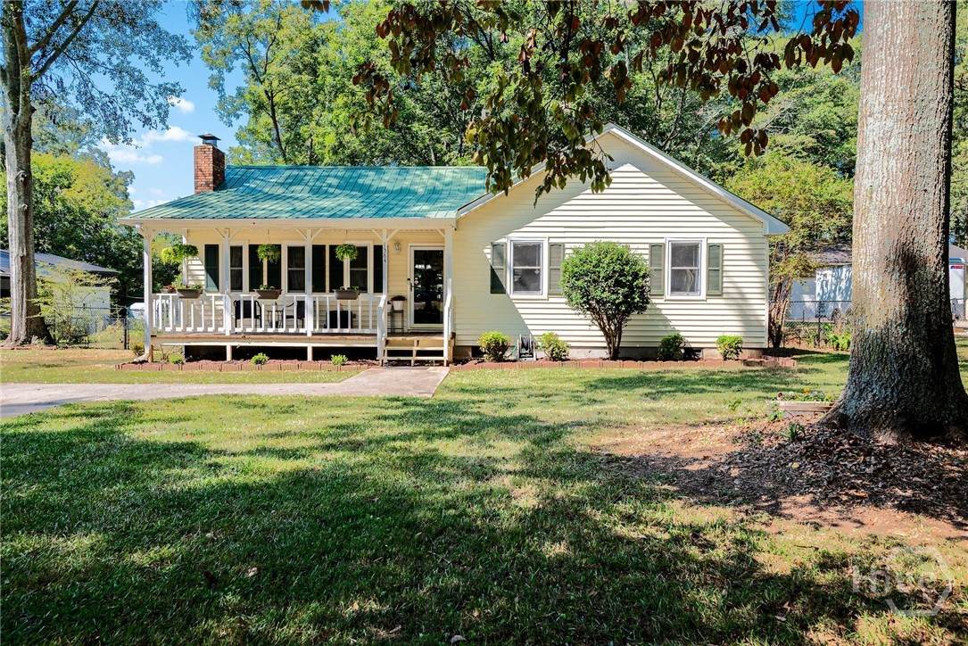 1384 Brookhaven Drive - Photo 1