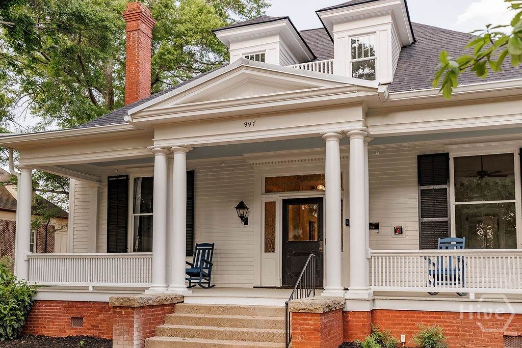 997 Milledge Avenue - Photo 1