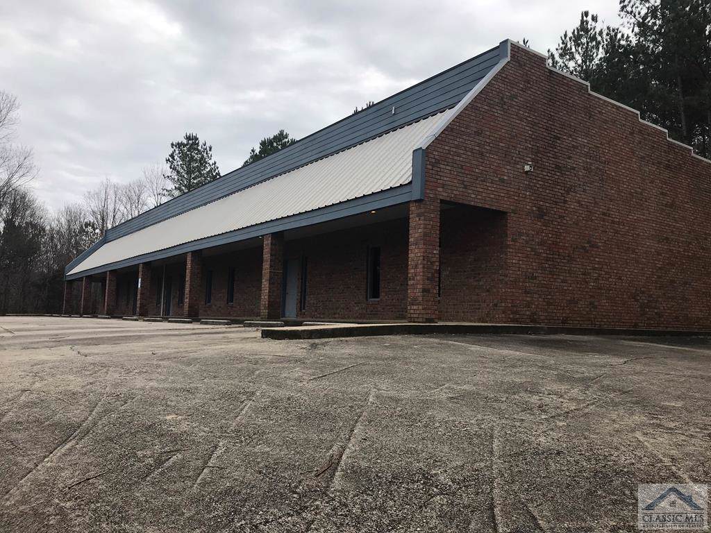 232 Industrial Drive - Photo 1
