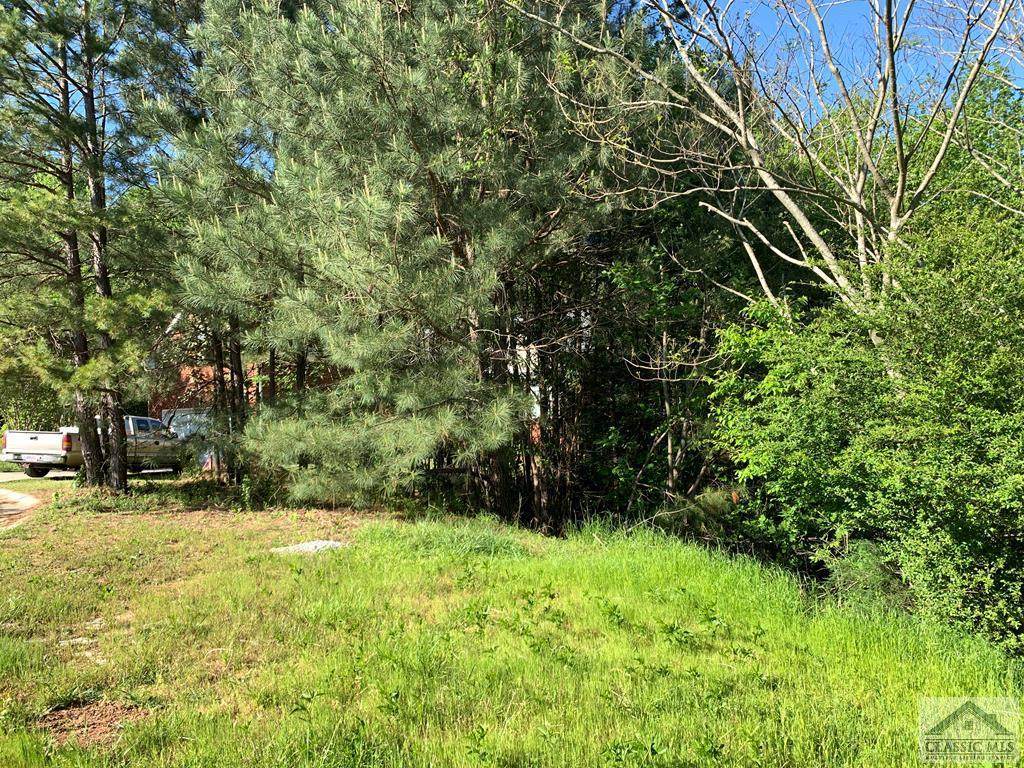 604 Creekside Court - Photo 1