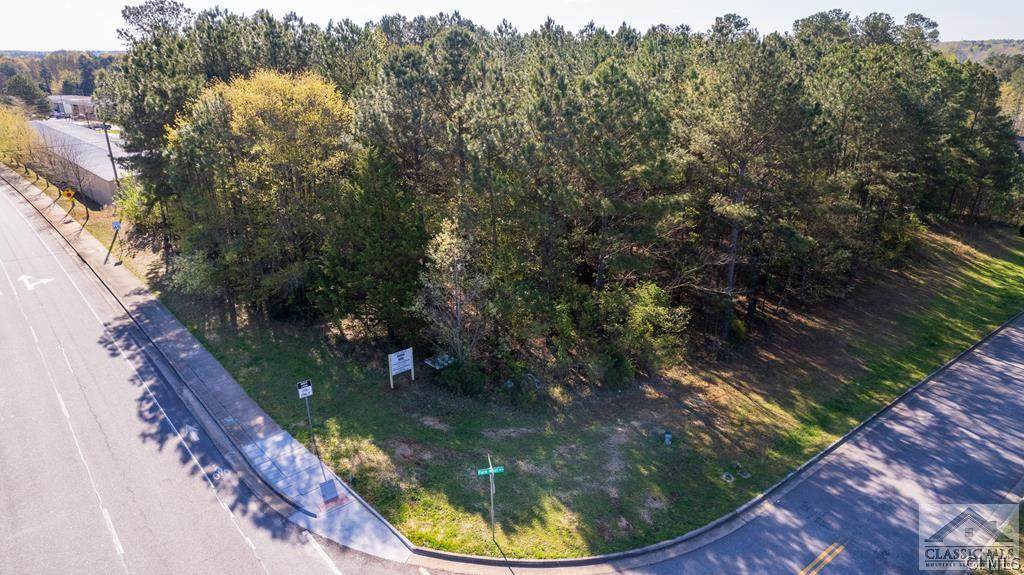 695 Jennings Mill Parkway - Photo 1