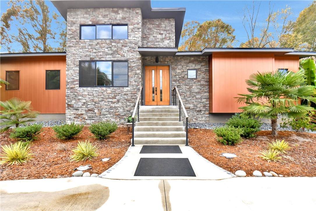 1271 Daniells Bridge Road - Photo 1