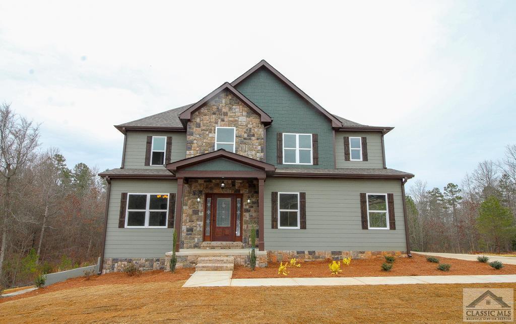 105 Maple Drive - Photo 1