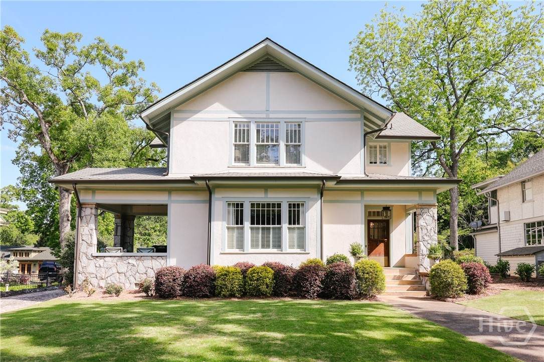 230 Woodlawn Avenue - Photo 1