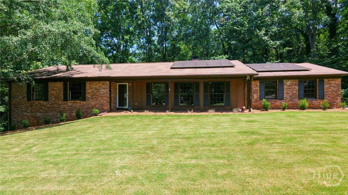 750 Glenwood Drive - Photo 1
