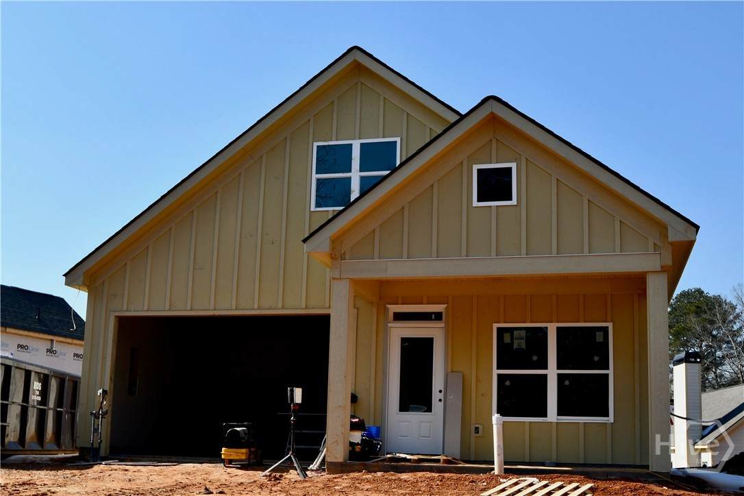 215 Timsbury - Photo 1