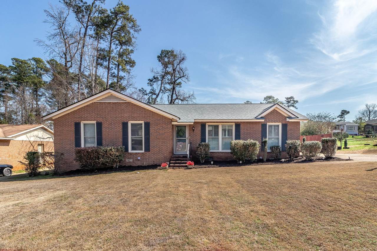156 Holiday Drive - Photo 1