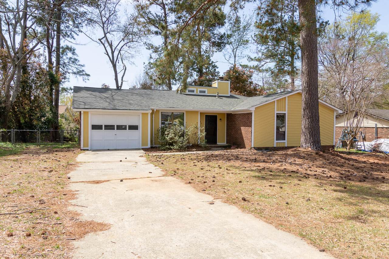 448 Pheasant Drive - Photo 1